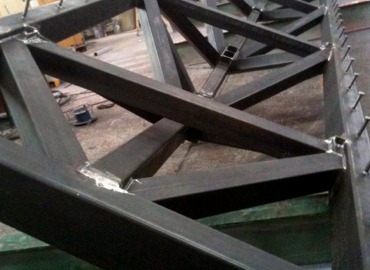 Estructuras Auxiliares. ESTRUCTURAS METÁLICAS FRUTOS