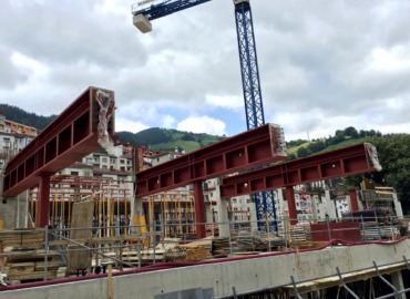 Hospital. ESTRUCTURAS METÁLICAS FRUTOS