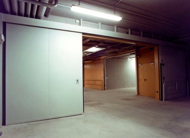 Puertas. ESTRUCTURAS METÁLICAS FRUTOS